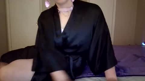 RoxyRedXO12 online show from March 16, 3:01 am