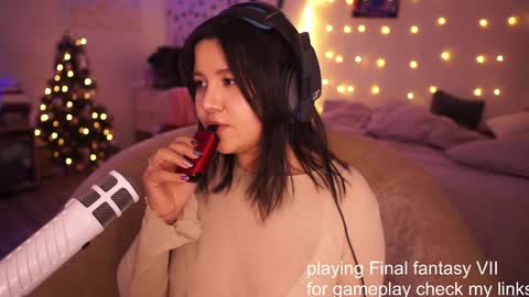 roxysuh online show from February 2, 11:30 am