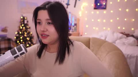 roxysuh online show from February 13, 11:17 am