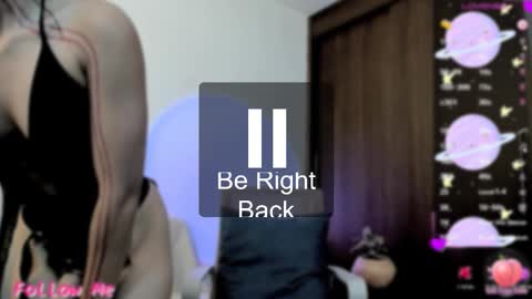 roxy online show from November 6, 7:04 pm