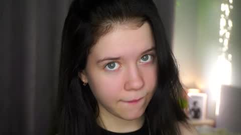 roxyvolmer online show from March 17, 7:12 am