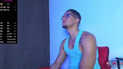 Snapshot of roy_barney chatting on June 28, 9:10 pm ANTONIO online show from June 28, 9:10 pm