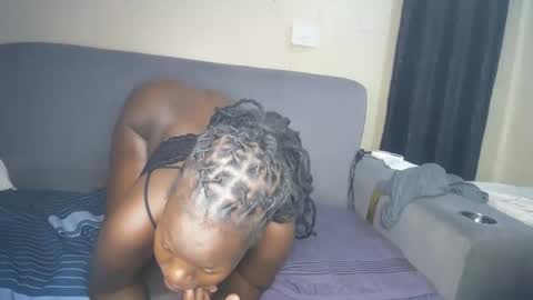 royal_charm online show from March 4, 10:32 am