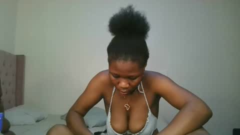 goddes online show from February 6, 11:52 pm