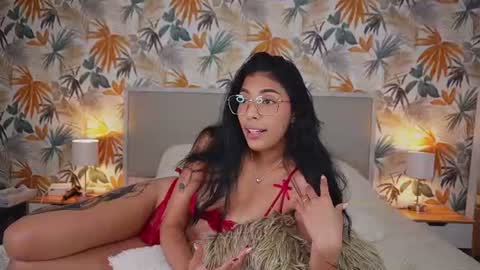Snapshot of royalechloe chatting on July 14, 7:46 am Chloe online show from July 14, 7:46 am