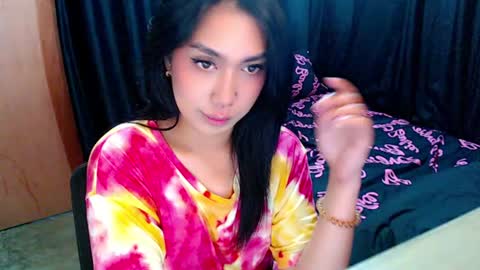 Prince and Princess online show from June 10, 3:07 am
