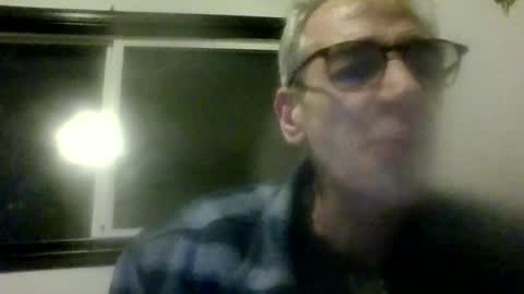 Snapshot of royboy2561 chatting on November 16, 5:13 am Roy Murrin online show from November 16, 5:13 am