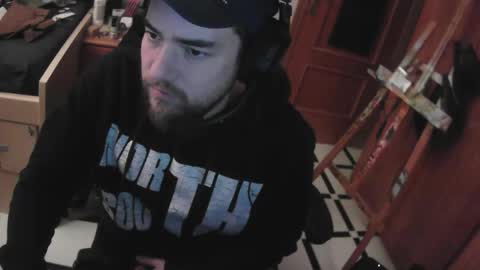 Snapshot of royer04 chatting on November 20, 3:34 pm royer04 online show from November 20, 3:34 pm