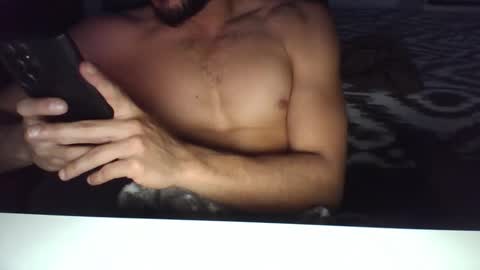 royjames1 online show from February 21, 10:33 pm