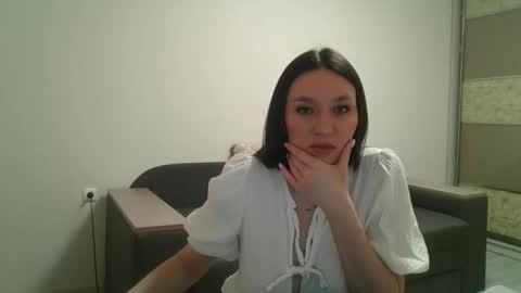 Roza05x online show from April 28, 7:57 am