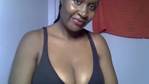 rozie34 online show from March 6, 10:17 pm