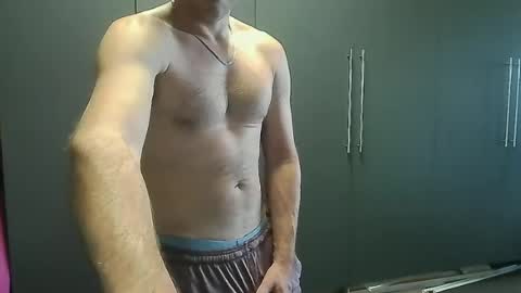 Snapshot of rshaw2891 chatting on June 24, 5:45 pm rshaw2891 online show from June 24, 5:45 pm