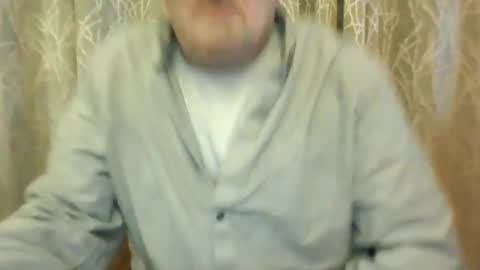 Snapshot of rsl1963 chatting on December 16, 11:10 pm rsl1963 online show from December 16, 11:10 pm