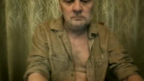 Snapshot of rsl1963 chatting on February 17, 9:39 am rsl1963 online show from February 17, 9:39 am