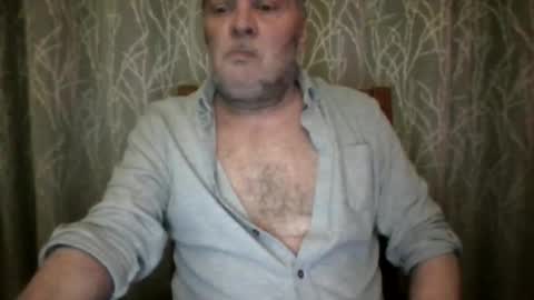 Snapshot of rsl1963 chatting on March 14, 8:53 am rsl1963 online show from March 14, 8:53 am