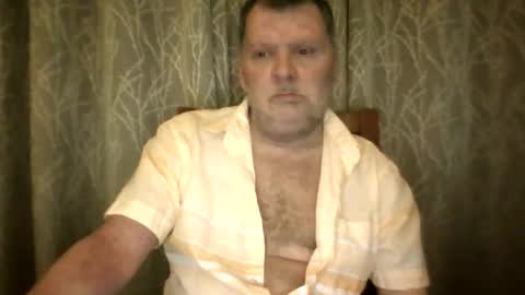 Snapshot of rsl1963 chatting on June 2, 5:53 am rsl1963 online show from June 2, 5:53 am