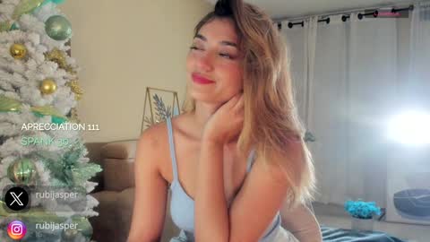 Snapshot of rubijasper18 chatting on January 31, 12:50 am Rubi online show from January 31, 12:50 am