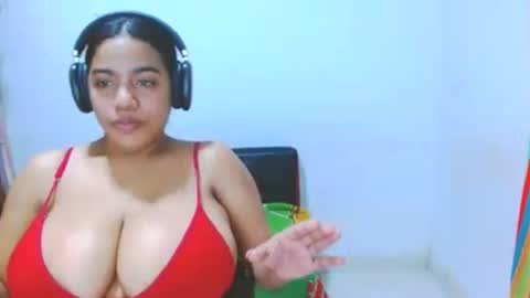 Snapshot of ruby1907 chatting on June 21, 3:20 am ruby1907 online show from June 21, 3:20 am