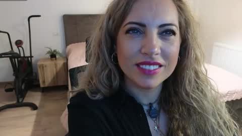 Snapshot of ruby_fit chatting on April 24, 12:57 am Ruby online show from April 24, 12:57 am