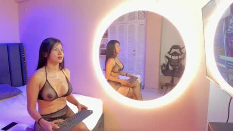 ruby  online show from December 17, 12:33 pm