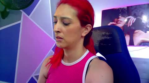 Snapshot of ruby_your_milf chatting on December 21, 4:36 pm ruby_your_milf online show from December 21, 4:36 pm