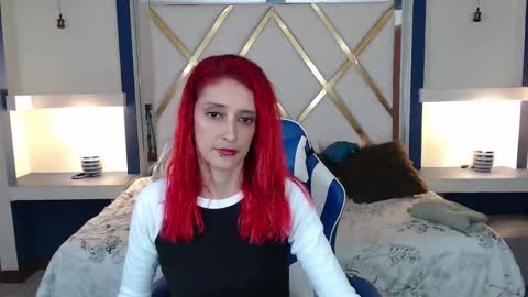 Snapshot of ruby_your_milf chatting on February 20, 9:42 pm ruby_your_milf online show from February 20, 9:42 pm