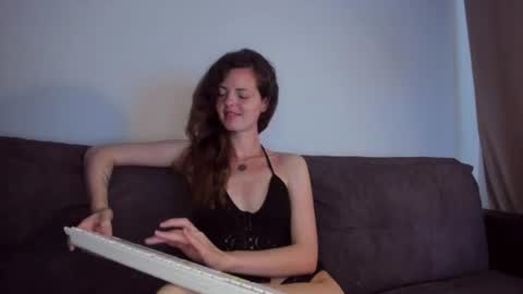 Snapshot of rubyattwood chatting on July 28, 7:37 am rubyattwood online show from July 28, 7:37 am