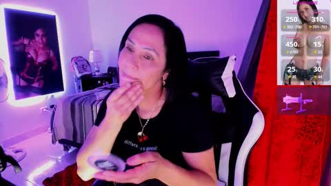 Ruby bonnet online show from October 21, 11:38 pm
