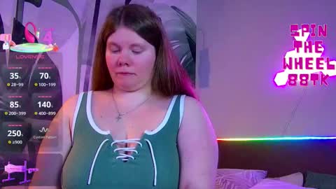 Snapshot of rubyvalen chatting on November 12, 1:17 am Ruby online show from November 12, 1:17 am