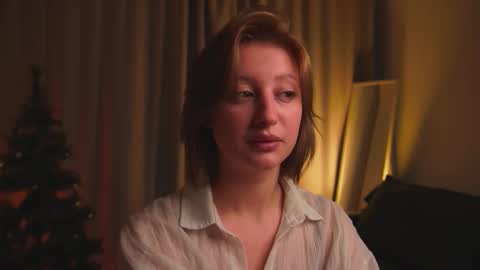 Mila online show from December 3, 4:09 am