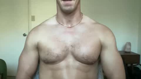 Snapshot of runfasterxo chatting on December 25, 3:28 pm runfasterxo online show from December 25, 3:28 pm