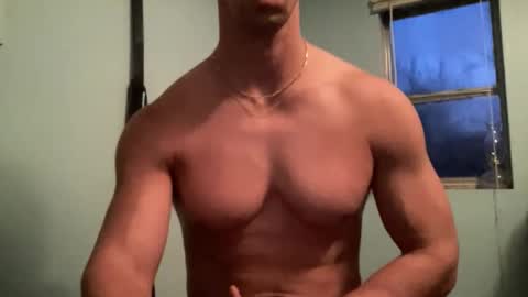 Snapshot of runfasterxo chatting on December 4, 12:03 pm runfasterxo online show from December 4, 12:03 pm