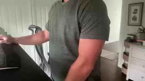 rungriff2323 online show from October 10, 7:57 pm