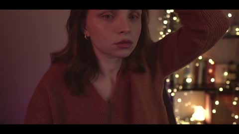 Snapshot of running_with_the_wolves chatting on December 6, 10:52 pm Elena online show from December 6, 10:52 pm