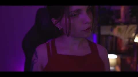 Snapshot of running_with_the_wolves chatting on February 14, 10:58 pm Elena online show from February 14, 10:58 pm