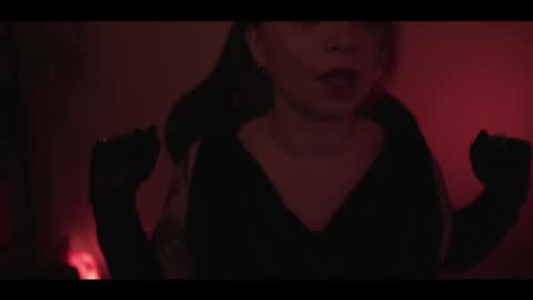 Snapshot of running_with_the_wolves chatting on February 20, 11:16 pm Elena online show from February 20, 11:16 pm