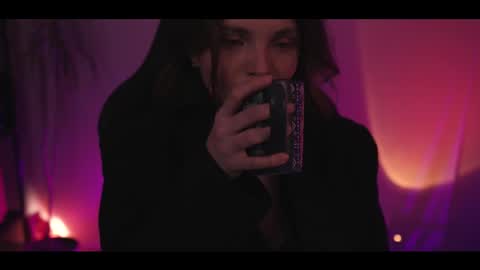 Snapshot of running_with_the_wolves chatting on February 25, 10:52 pm Elena online show from February 25, 10:52 pm