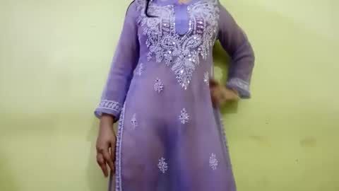 Snapshot of rupali01 chatting on October 17, 4:26 am Rupali online show from October 17, 4:26 am