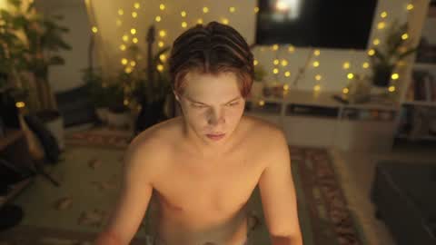 rusbradpitt online show from July 20, 4:31 pm