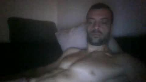 Snapshot of ruscoe16 chatting on October 16, 1:23 pm ruscoe16 online show from October 16, 1:23 pm