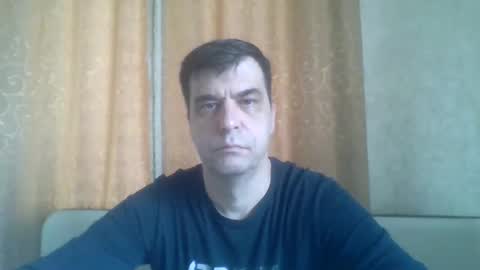 Snapshot of rusqadisx chatting on May 4, 5:47 am rusqadisx online show from May 4, 5:47 am