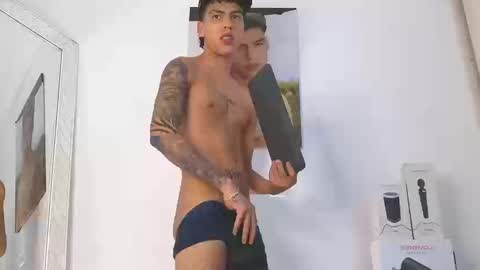  R U S S E L L  online show from February 27, 4:12 am