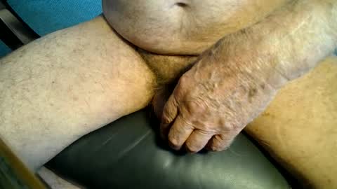 Snapshot of rustic69 chatting on July 11, 8:22 pm rustic69 online show from July 11, 8:22 pm