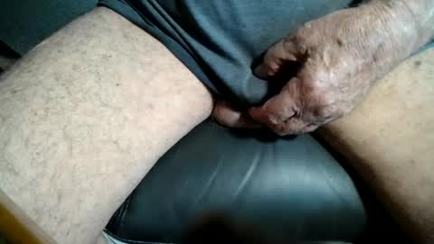 Snapshot of rustic69 chatting on July 28, 8:34 pm rustic69 online show from July 28, 8:34 pm