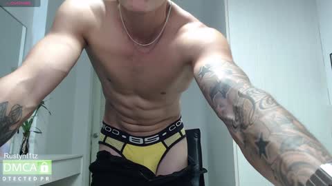 Snapshot of rustynf1tz chatting on February 5, 7:39 am MillionDollarGuy online show from February 5, 7:39 am