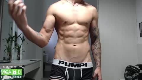 Snapshot of rustynf1tz chatting on February 10, 6:31 am MillionDollarGuy online show from February 10, 6:31 am