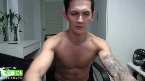 Snapshot of rustynf1tz chatting on February 14, 4:47 am MillionDollarGuy online show from February 14, 4:47 am