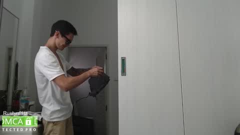 Snapshot of rustynf1tz chatting on September 10, 4:23 am MillionDollarGuy online show from September 10, 4:23 am