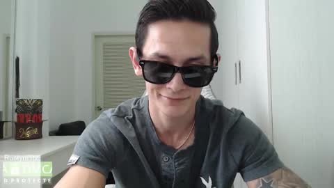 Snapshot of rustynf1tz chatting on September 22, 4:58 am MillionDollarGuy online show from September 22, 4:58 am