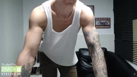 Snapshot of rustynf1tz chatting on November 10, 3:05 am MillionDollarGuy online show from November 10, 3:05 am